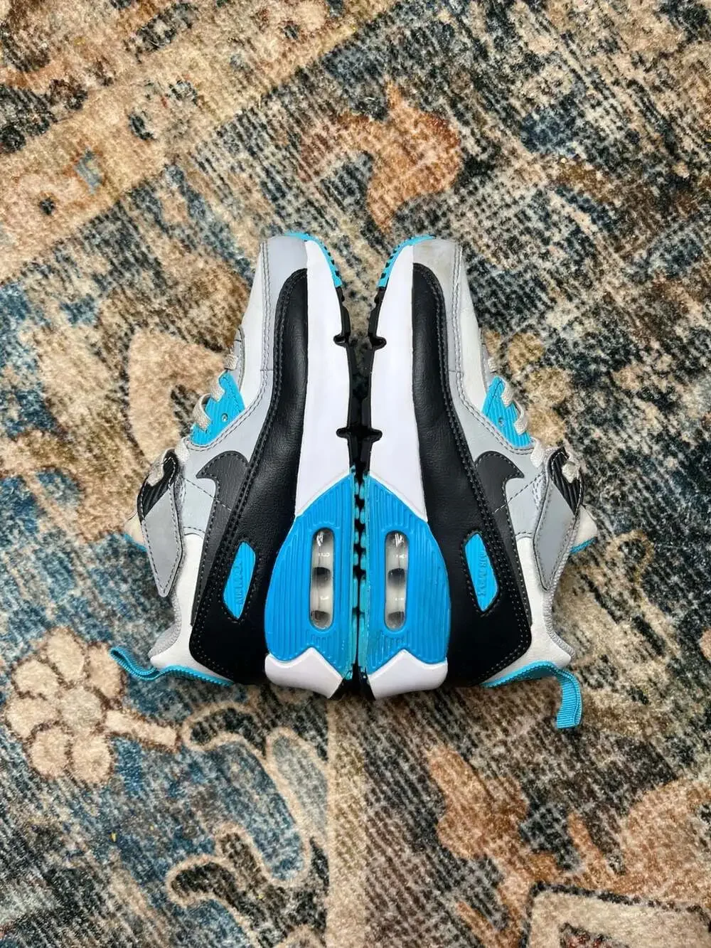 Nike Air Max 90 EasyOn Preschool Sneakers Platinum Tint/Blue Lightning/Wolf Grey